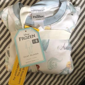 Pottery Barn PJ set - Frozen